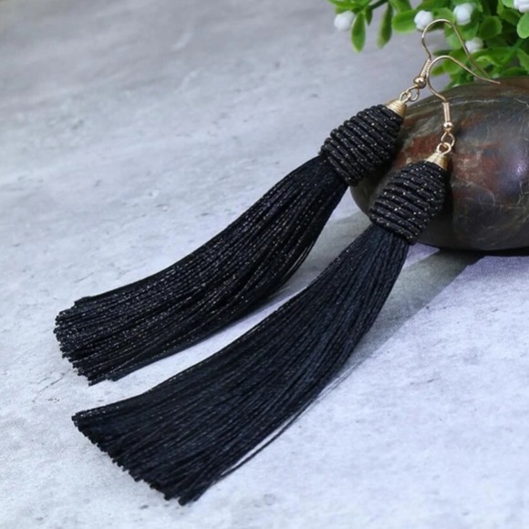 Black Tassel Drop Dangle Earrings - Picture 4 of 5